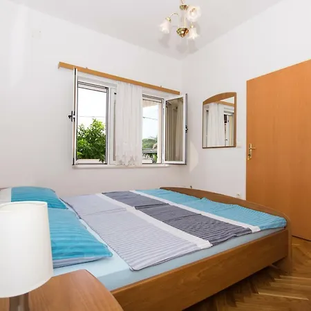 Nella Bella Apartman Trogir