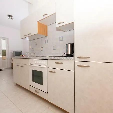 Nella Bella Apartman Trogir